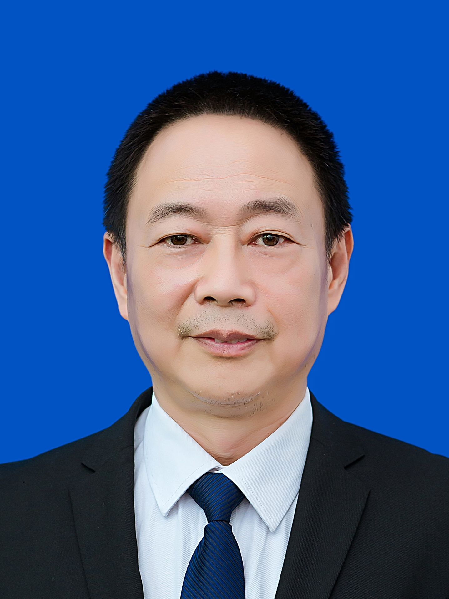 唐云星头像