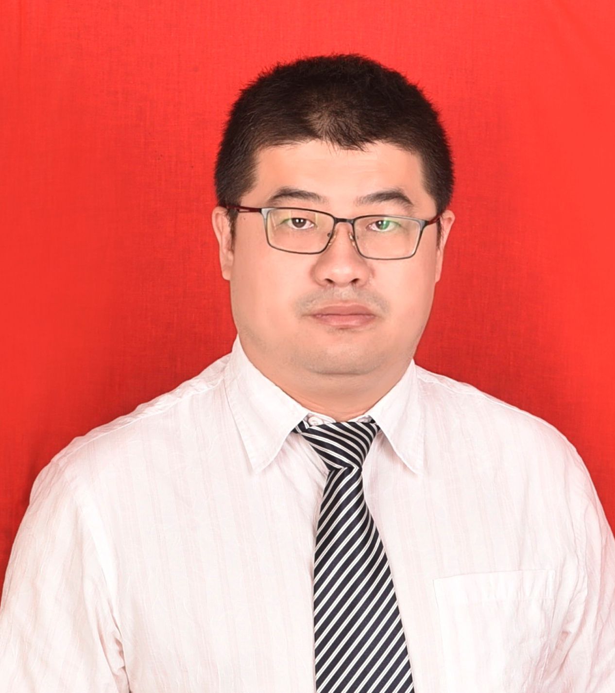 戴金良头像