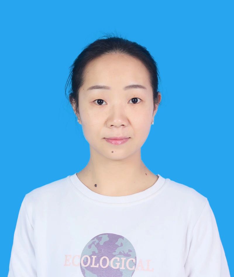 熊洁头像