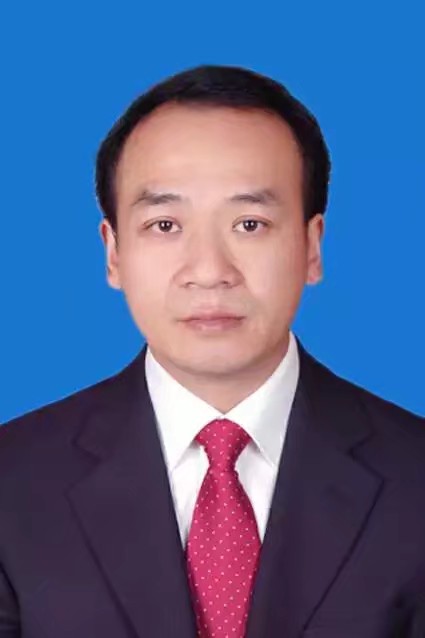 张荣华头像