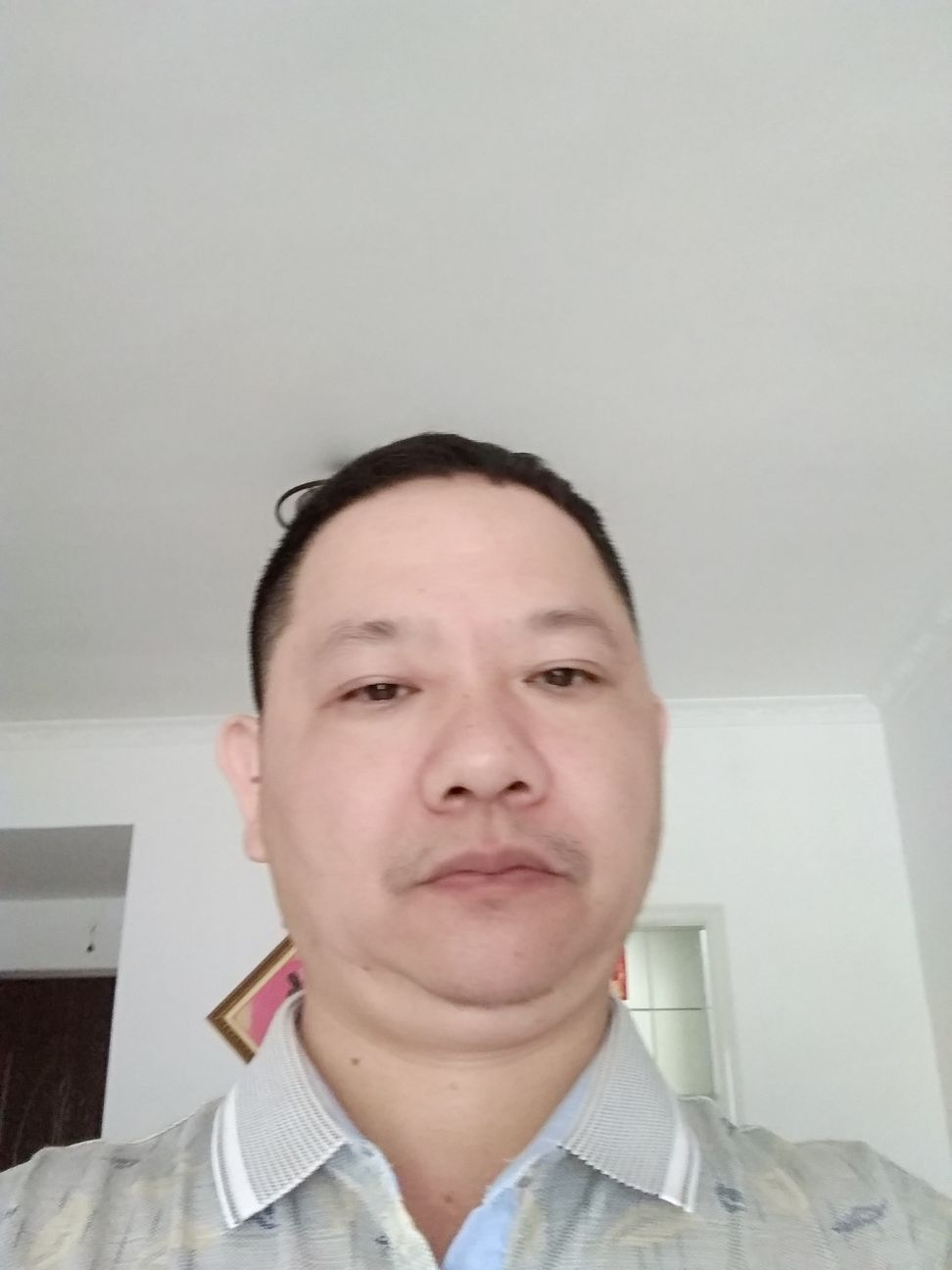 曾宪忠头像