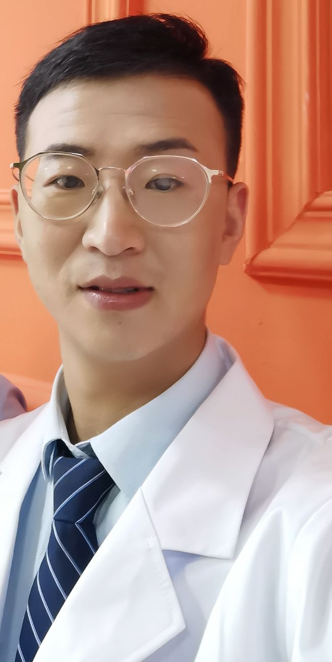 刘亚斌头像