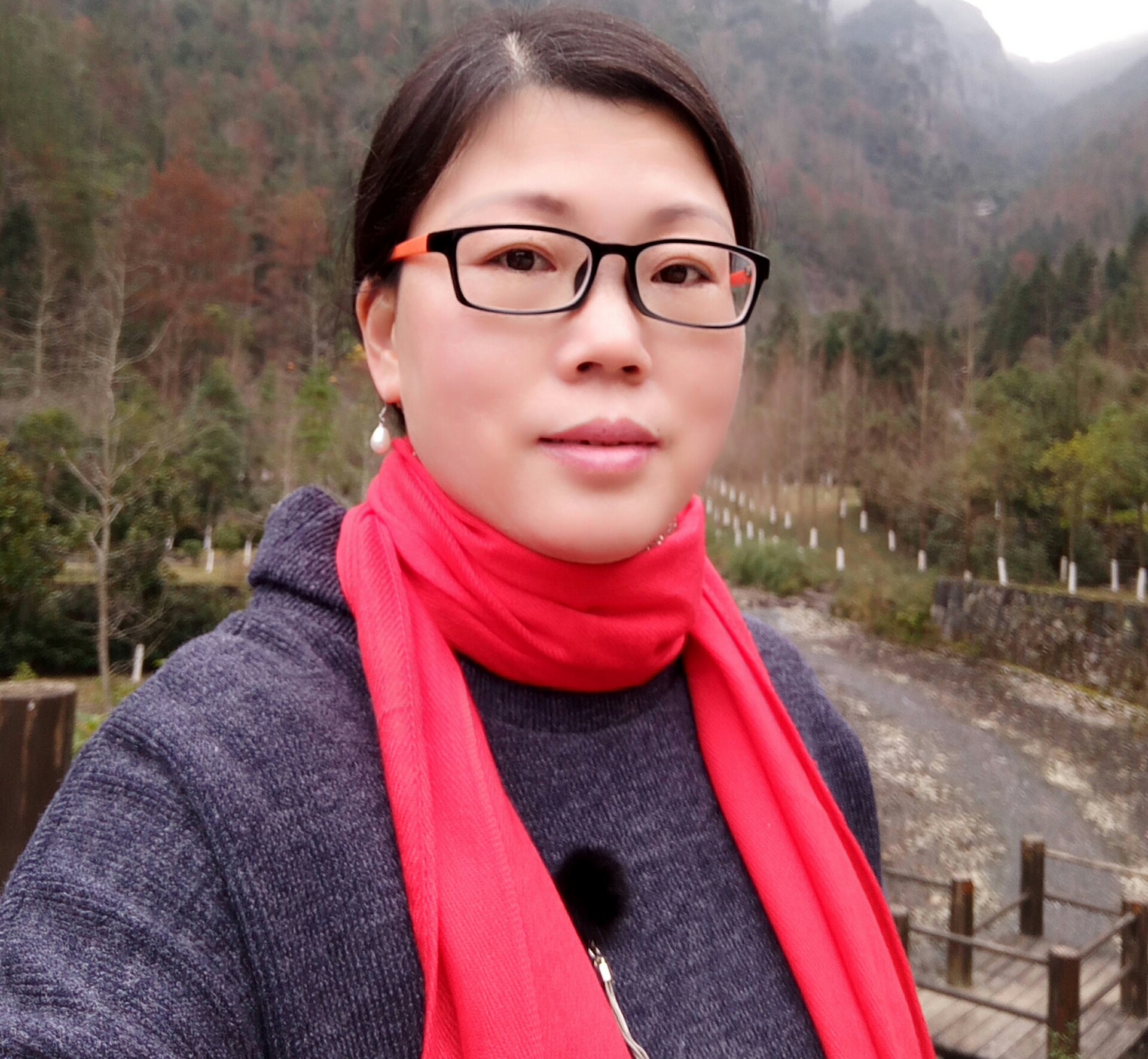 杨小微头像