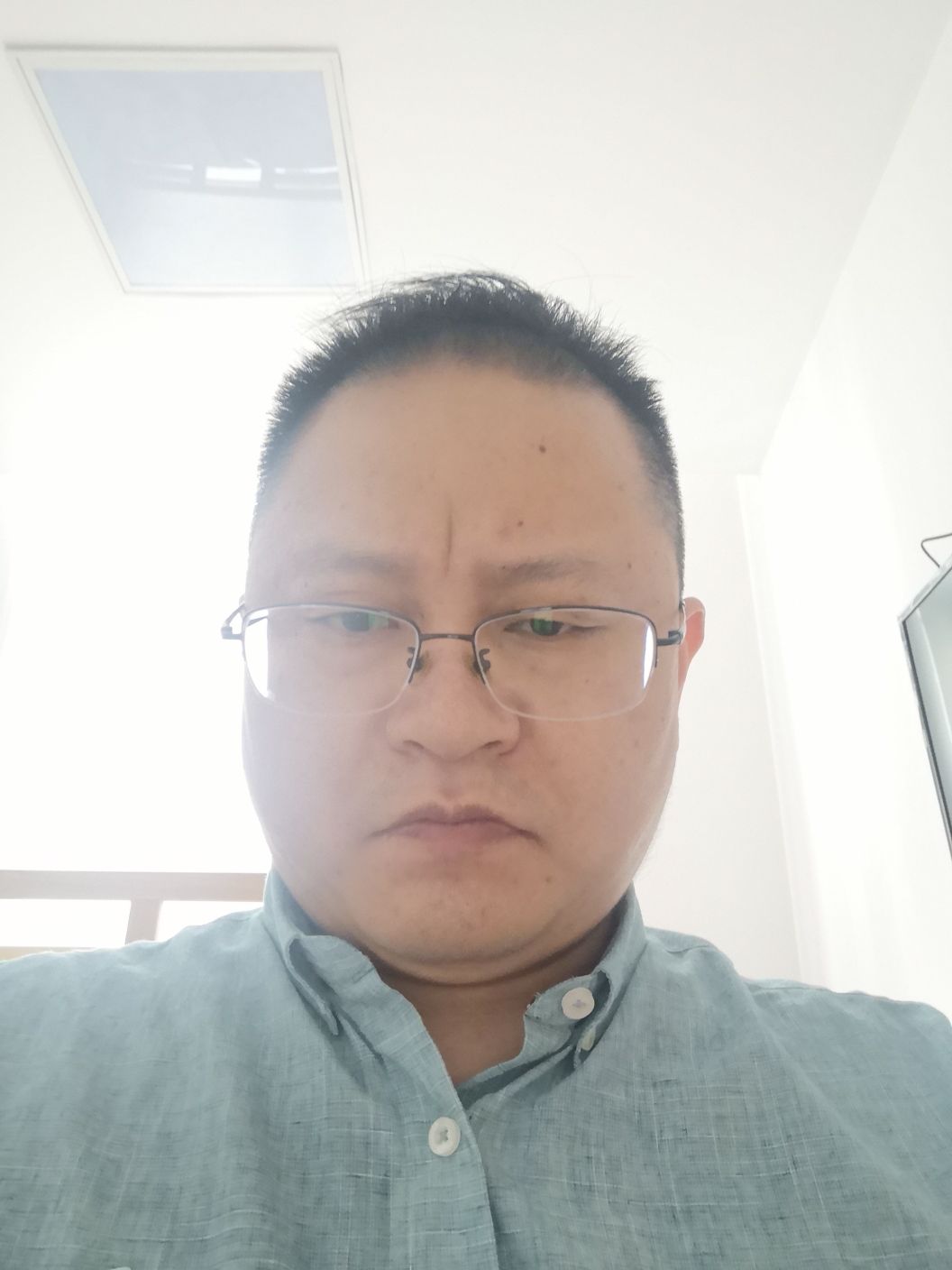 蔡勇头像