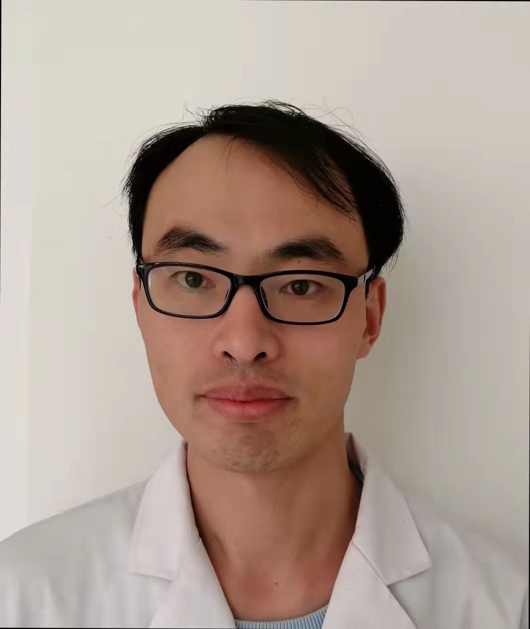 宁本超头像
