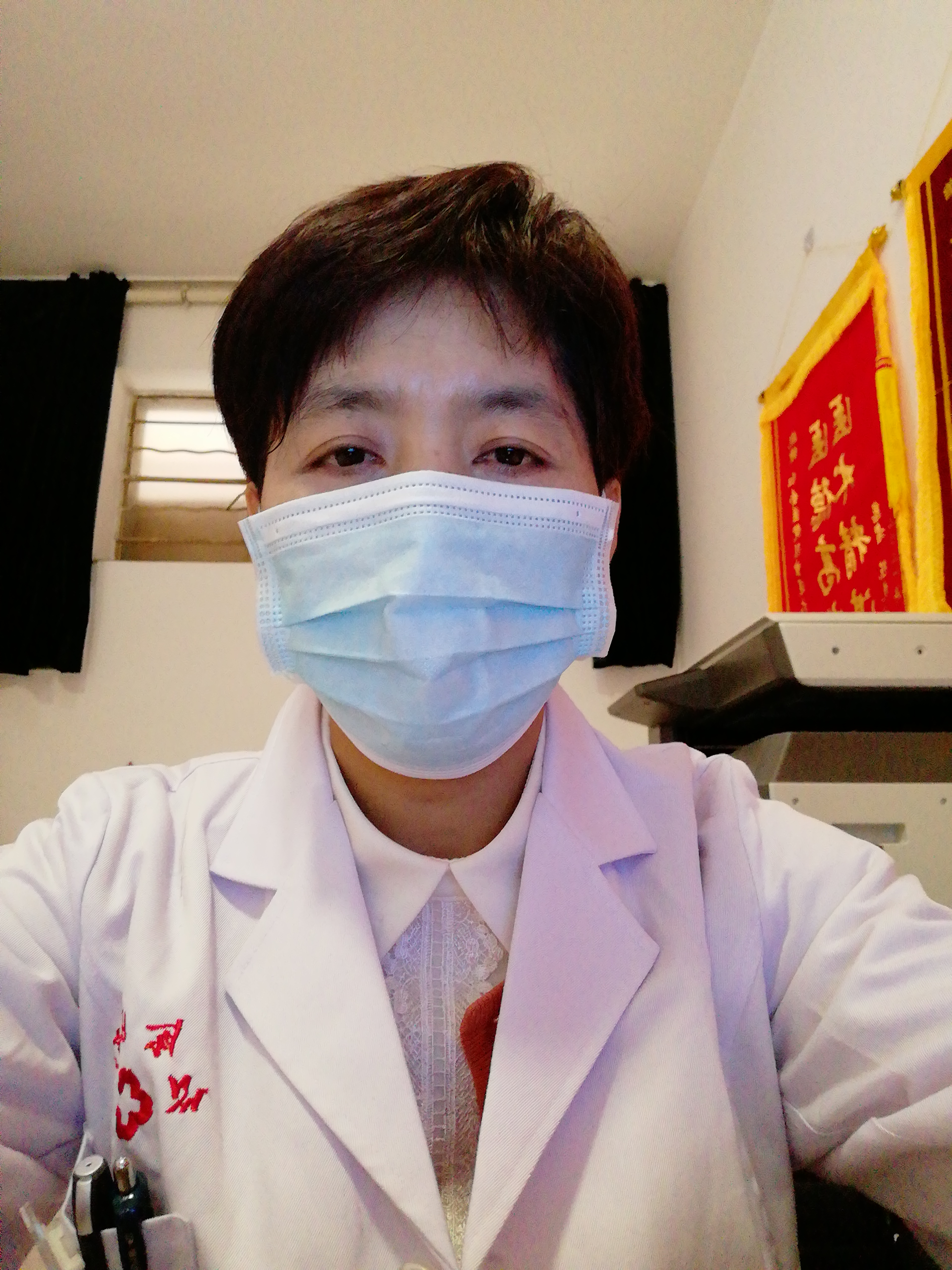 陈雪莲头像