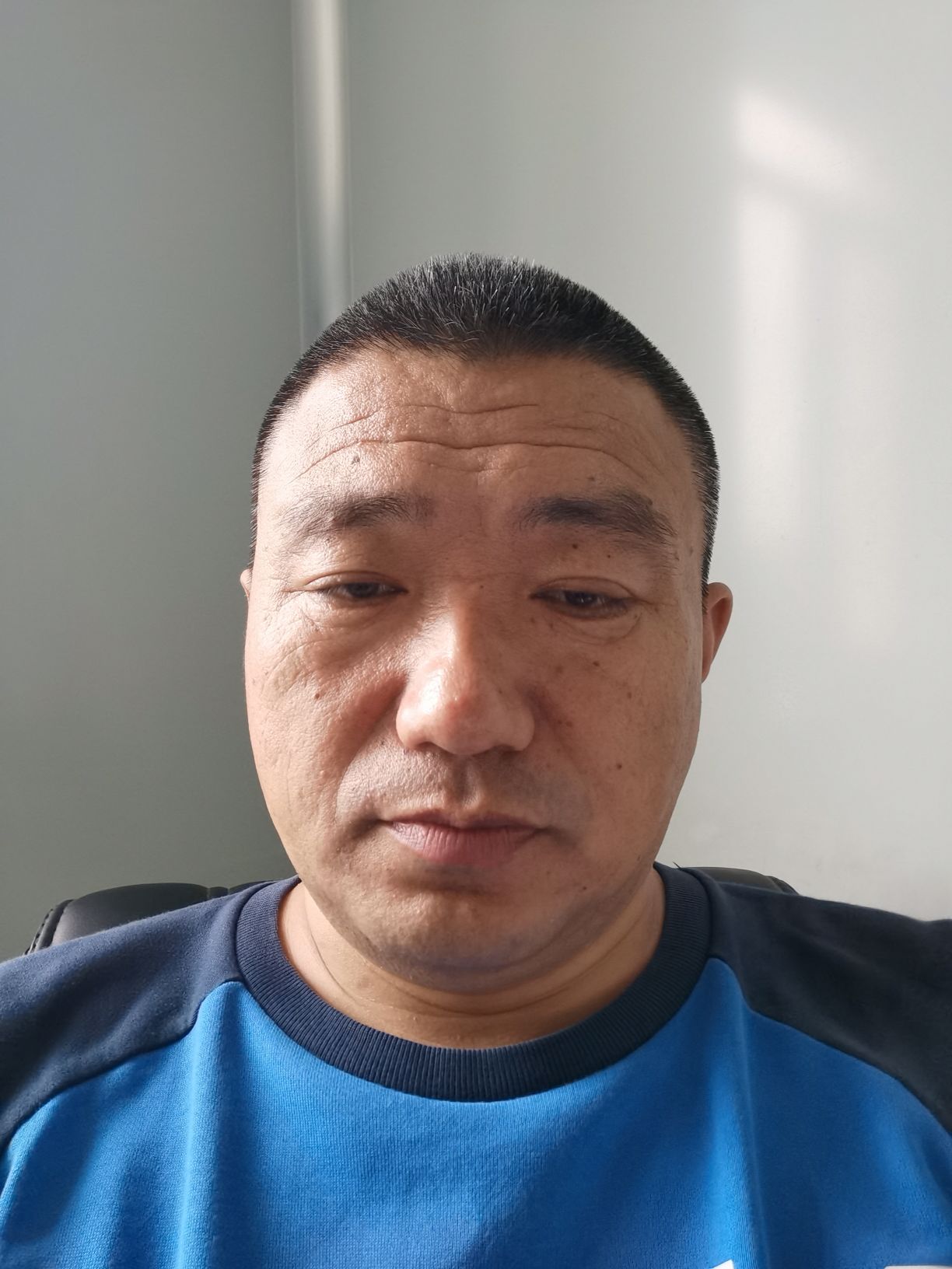 陈刚头像