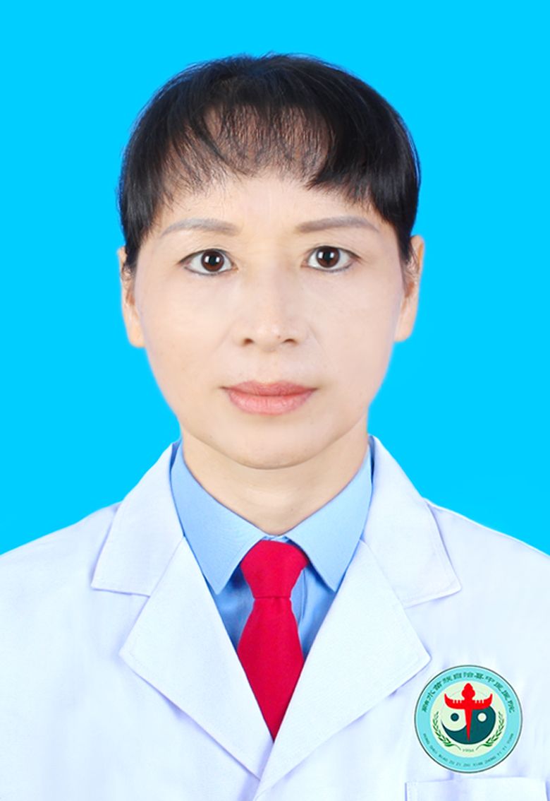 张露冰头像