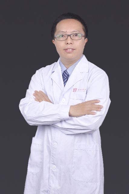 李仑头像