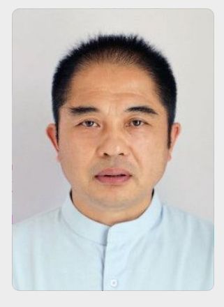 夏以青头像