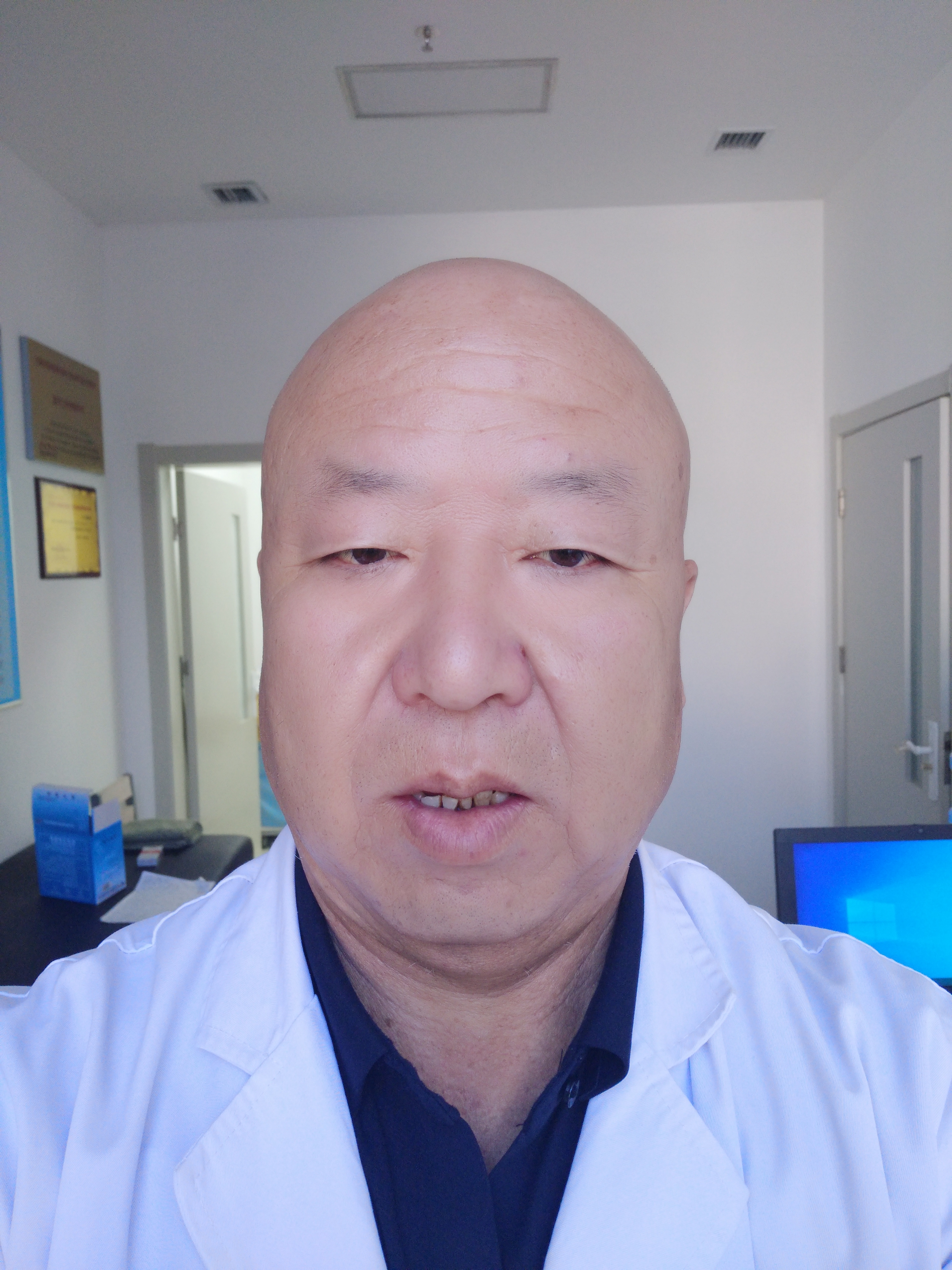 齐怀鹏头像