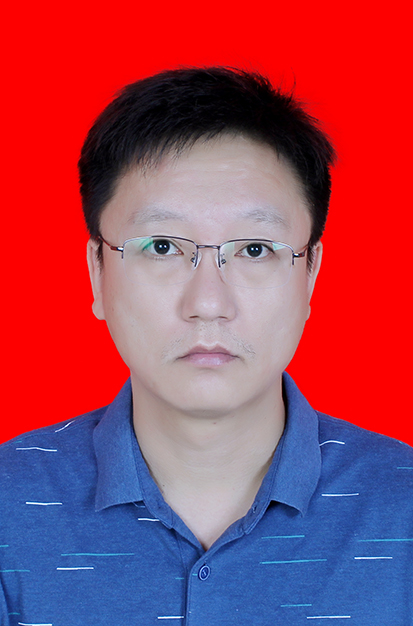 李伟头像