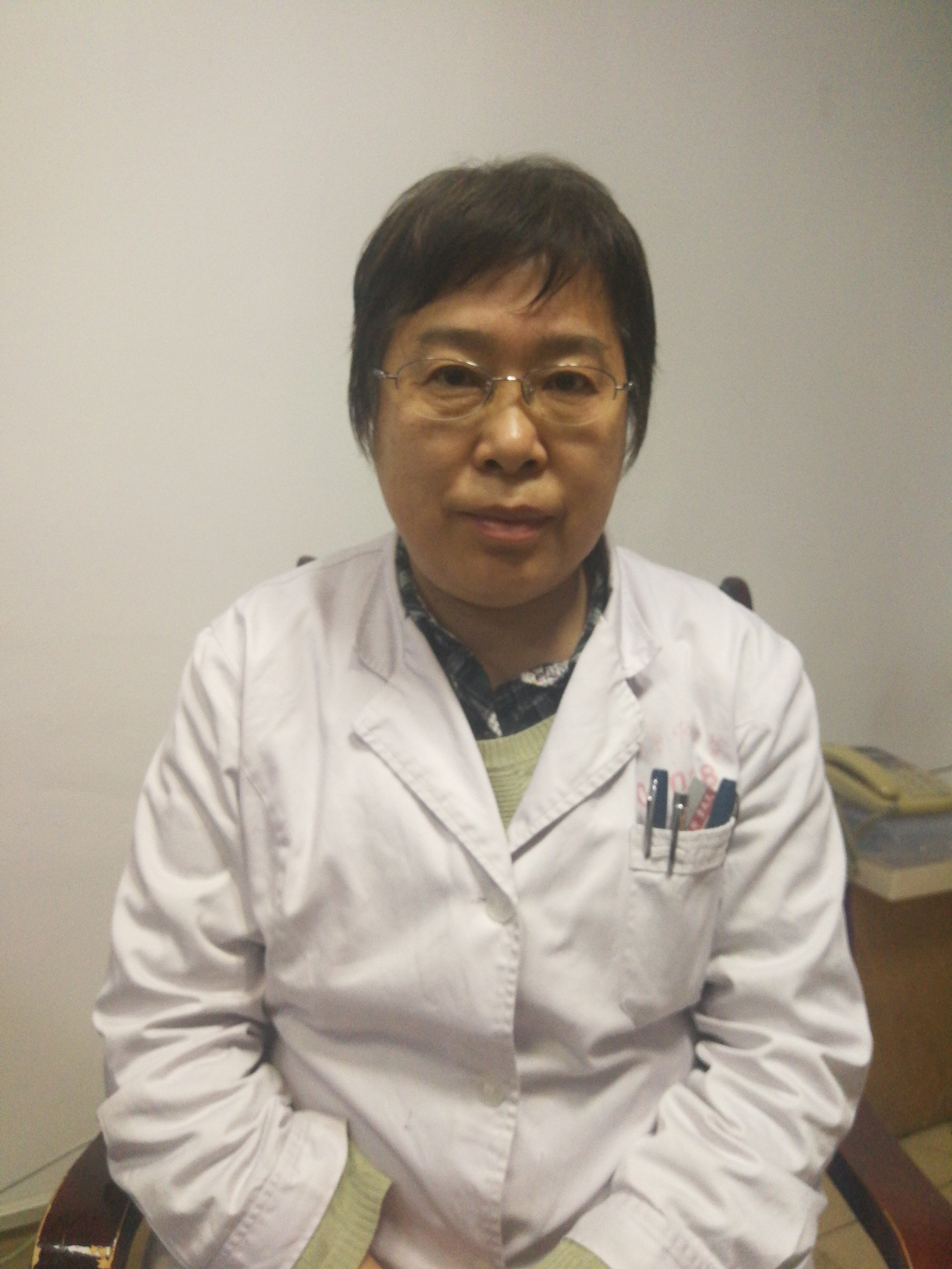 黄兆民头像