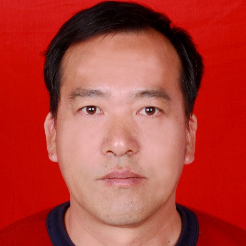 郑新雄头像