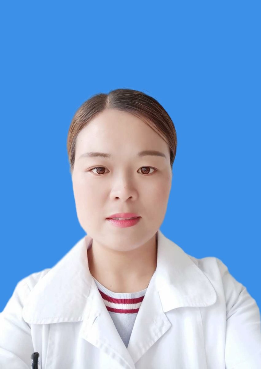 王玲头像