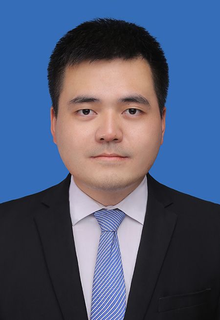 孔令明头像