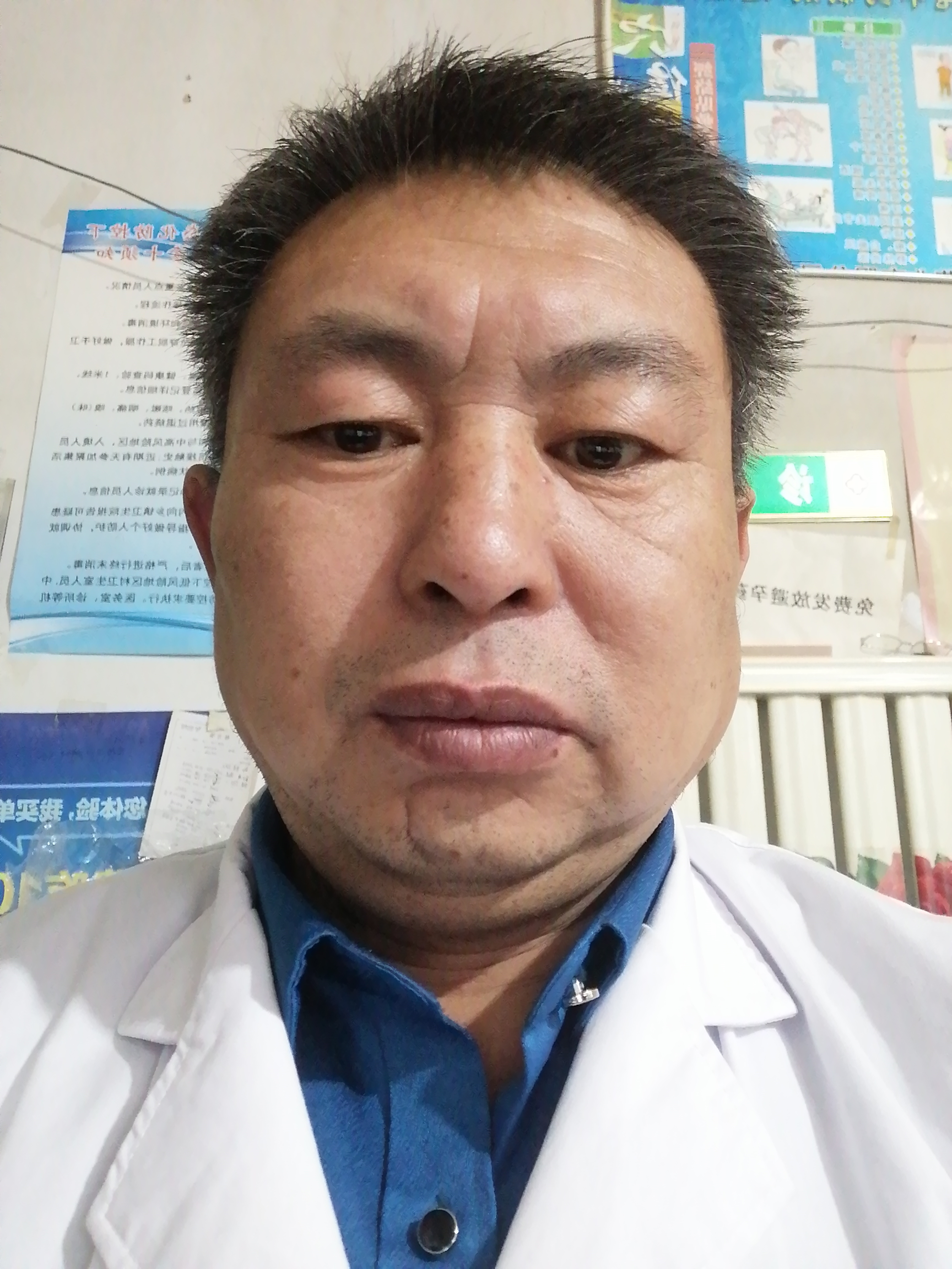 夏长青头像
