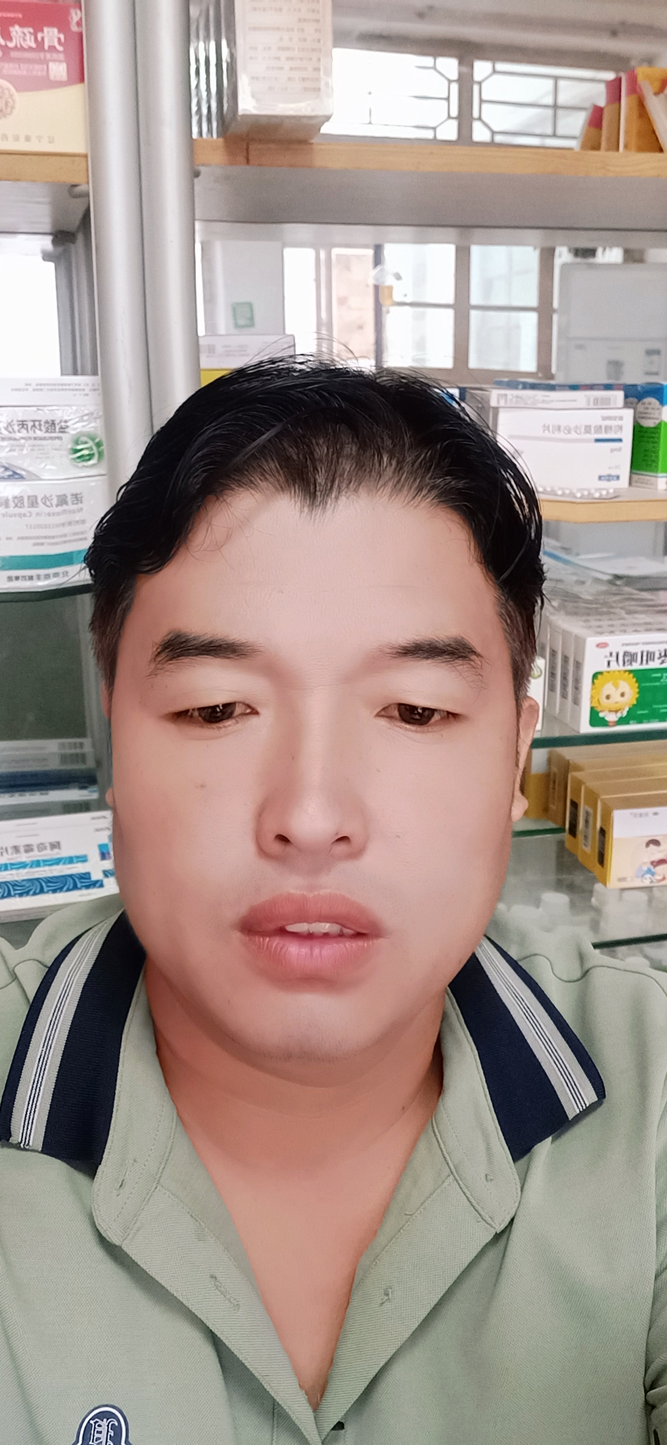 厉海亮头像