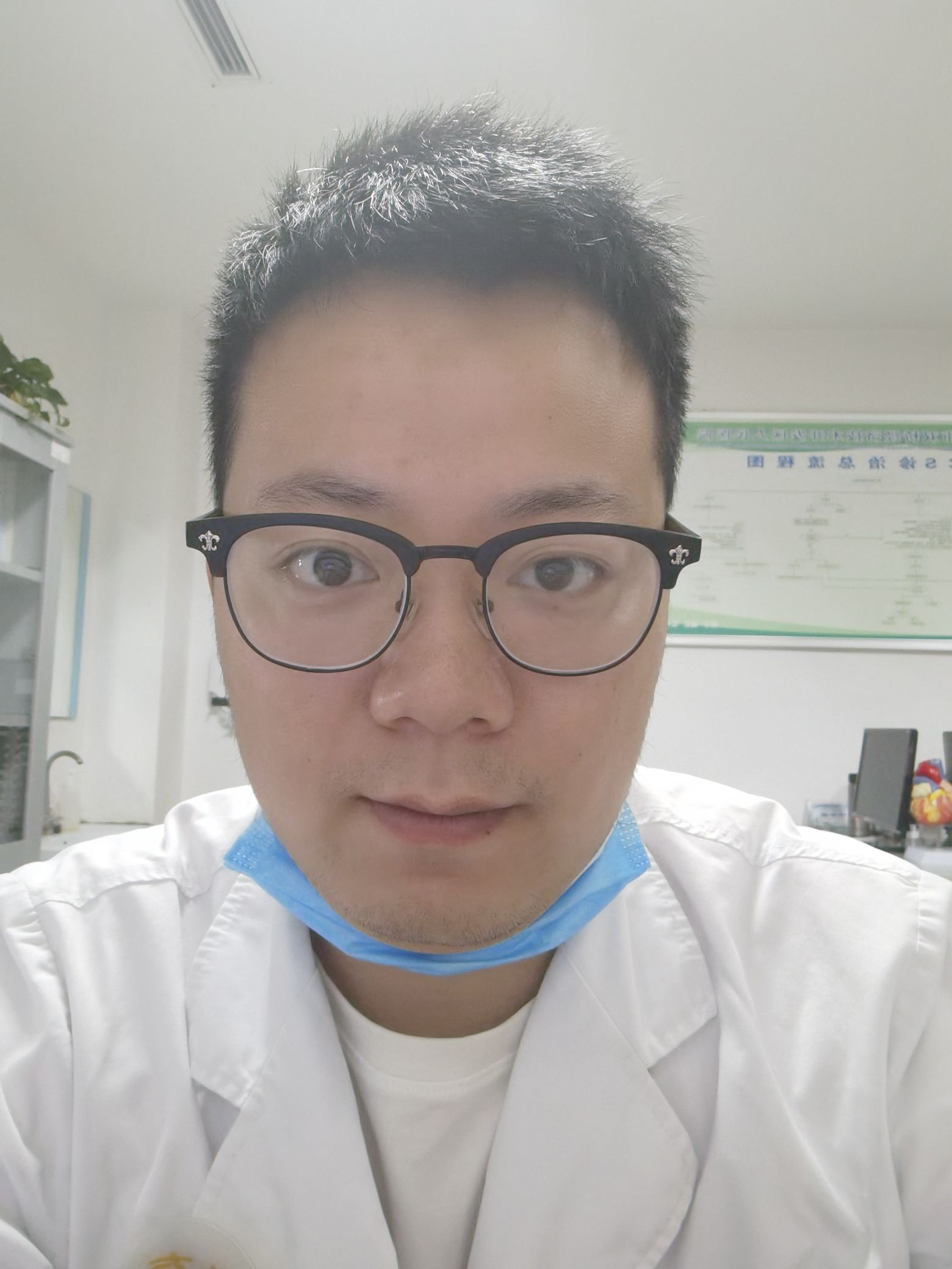 谷尔豪头像