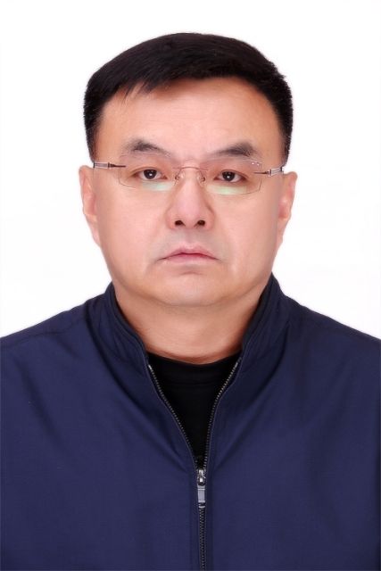 范新明头像