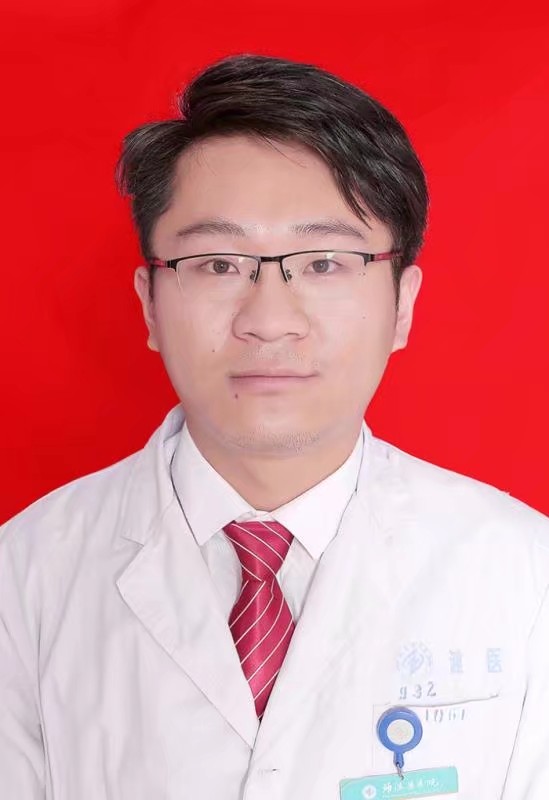 许崇敬头像