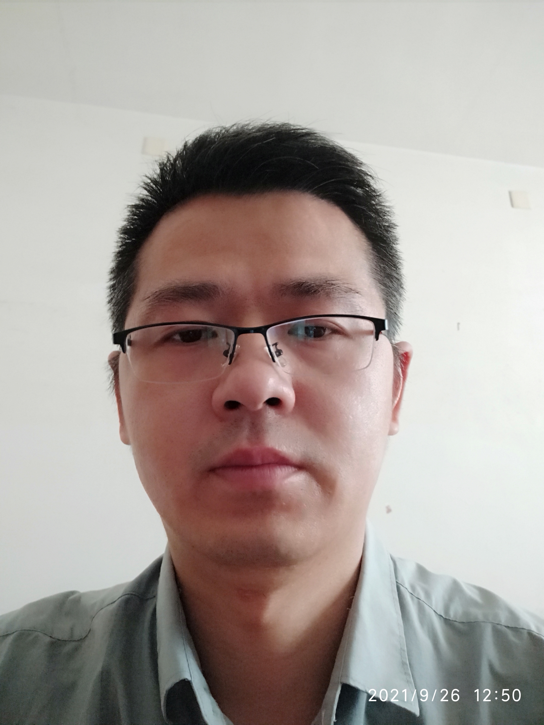 袁帅头像