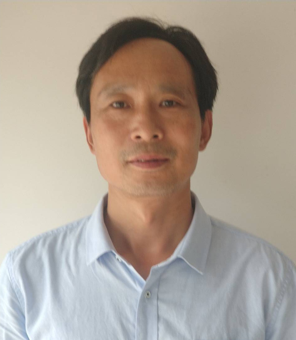 唐立书头像