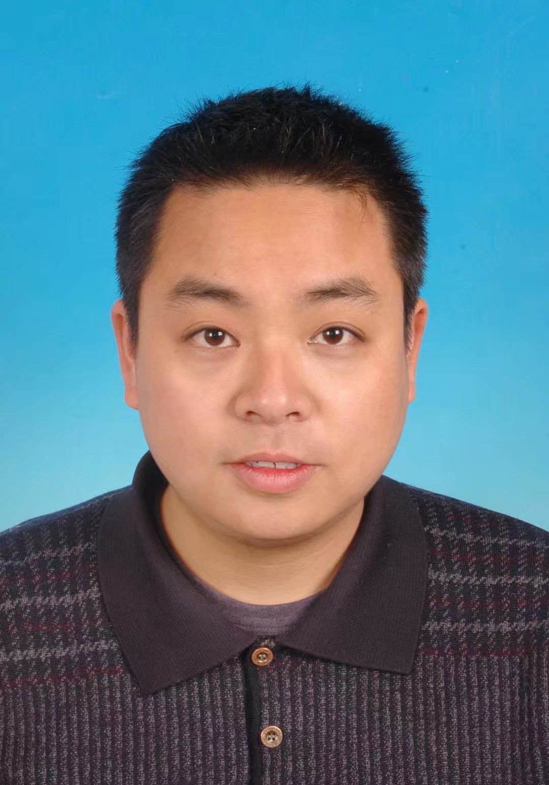 吴文龙头像