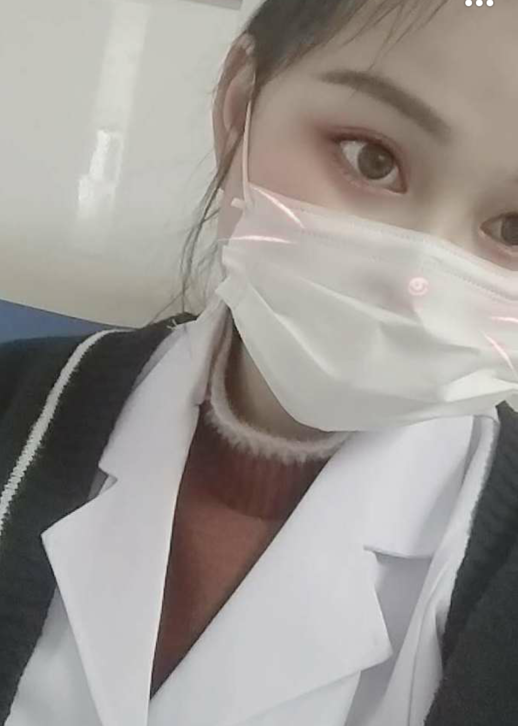 罗梦芹头像