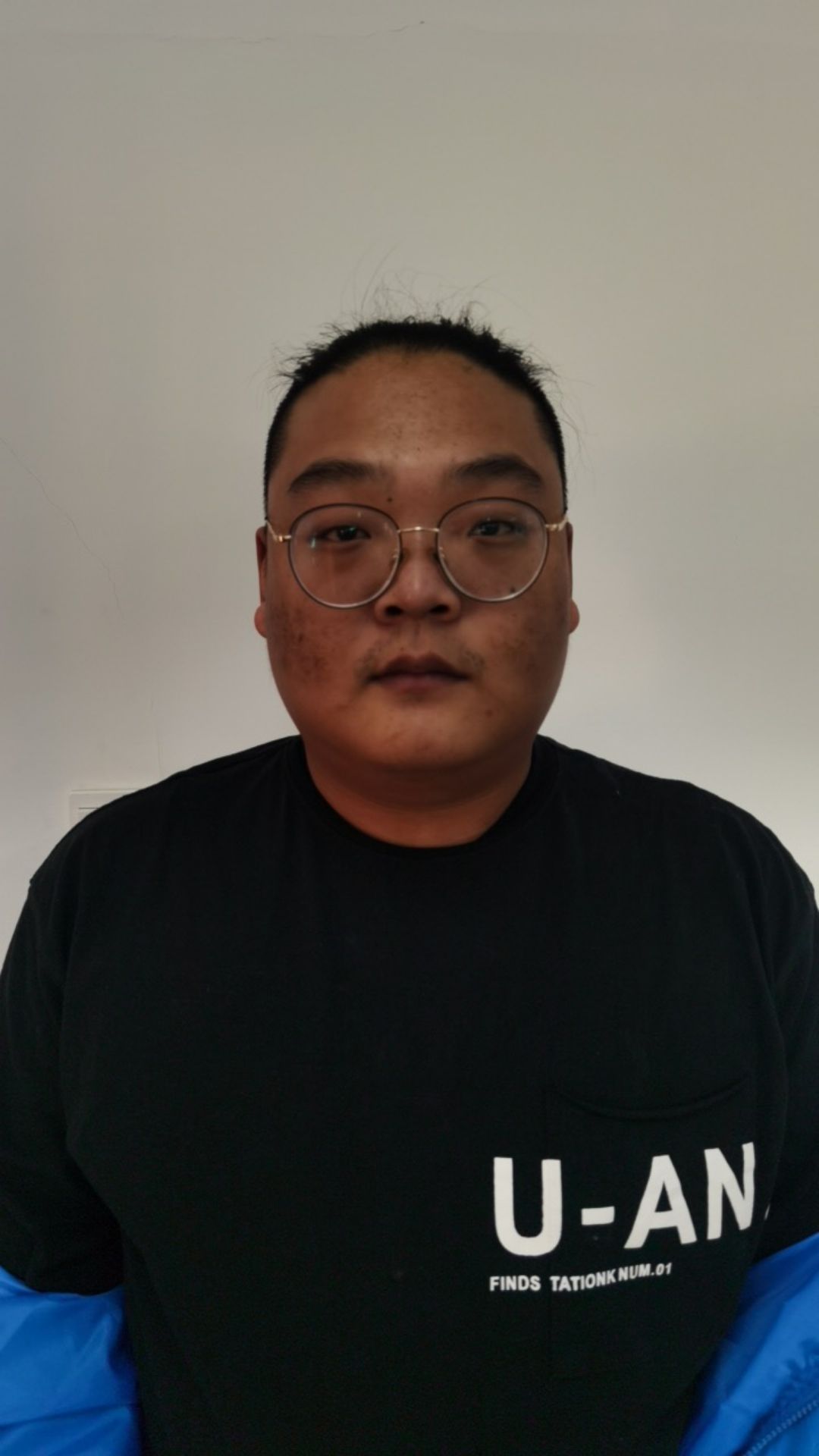 张麟头像