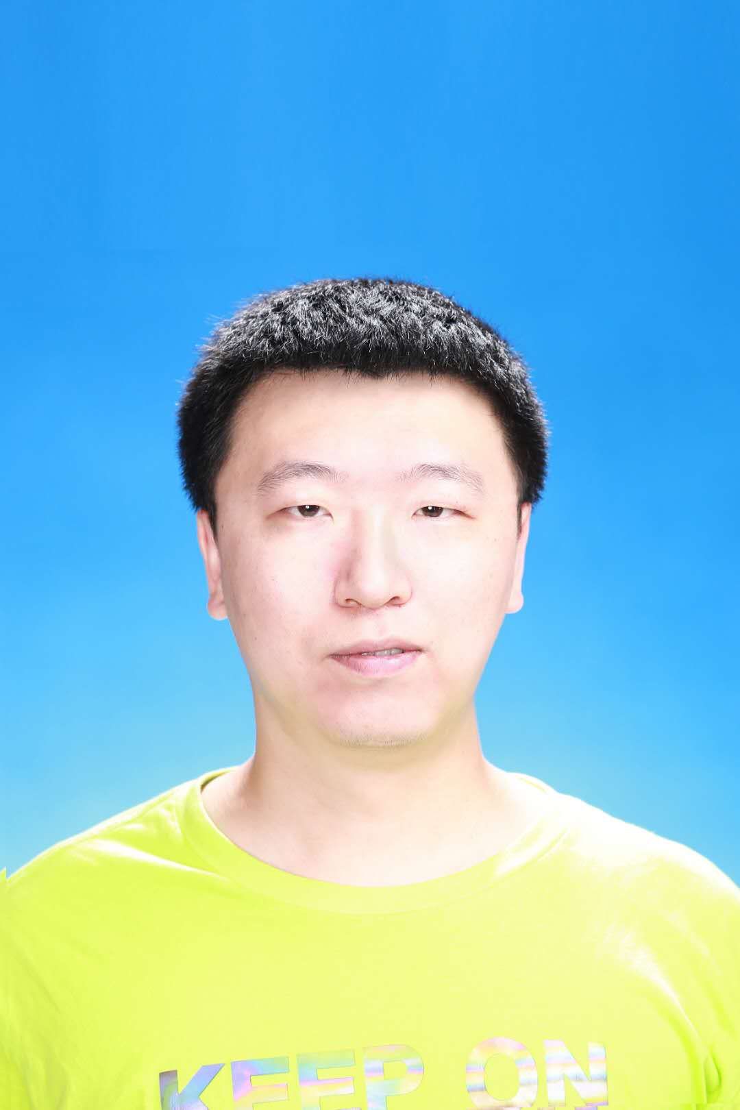 张志强头像