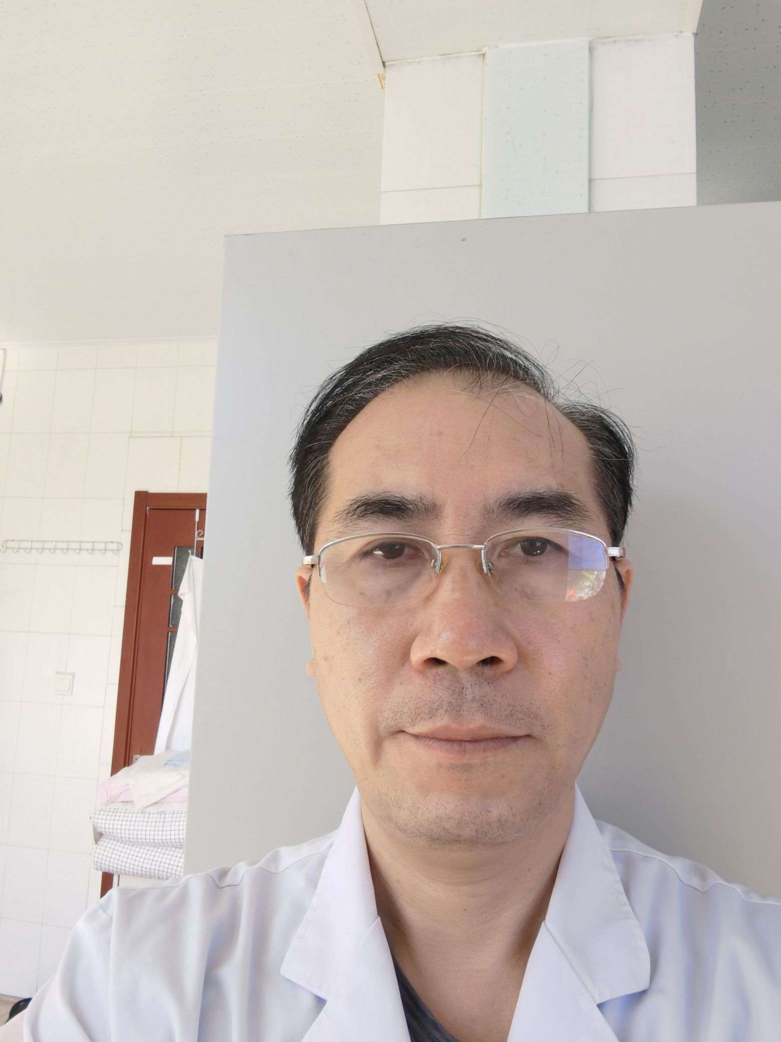 陈立新头像