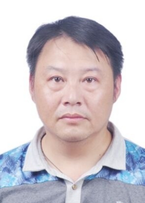 钱立加头像