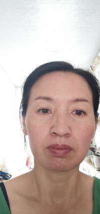 李鸿雁头像