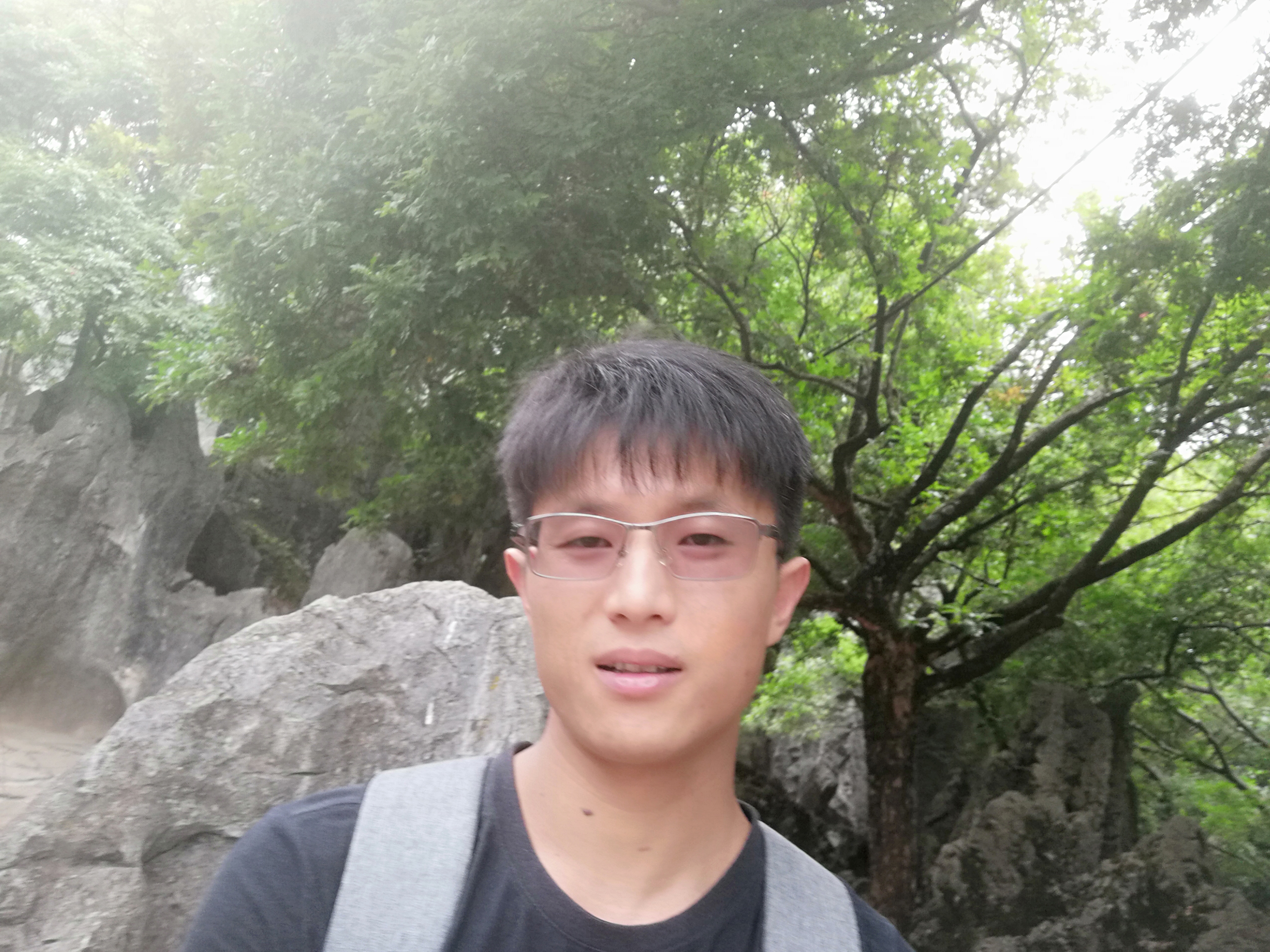 杨大俏头像