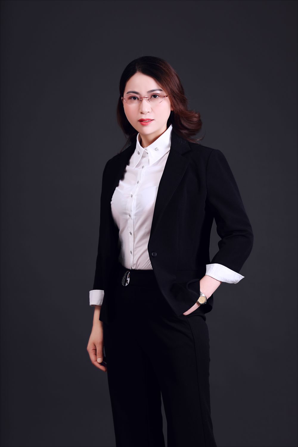 鲁孝凤头像