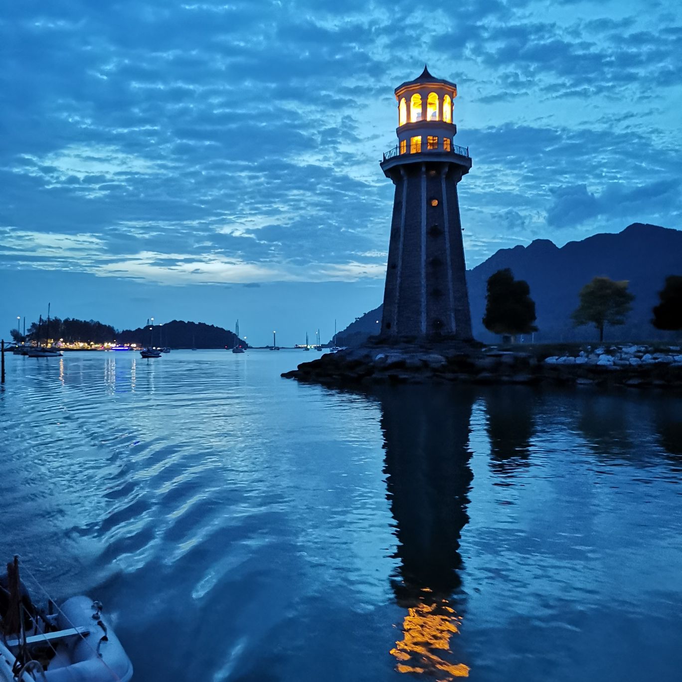 黄浩头像