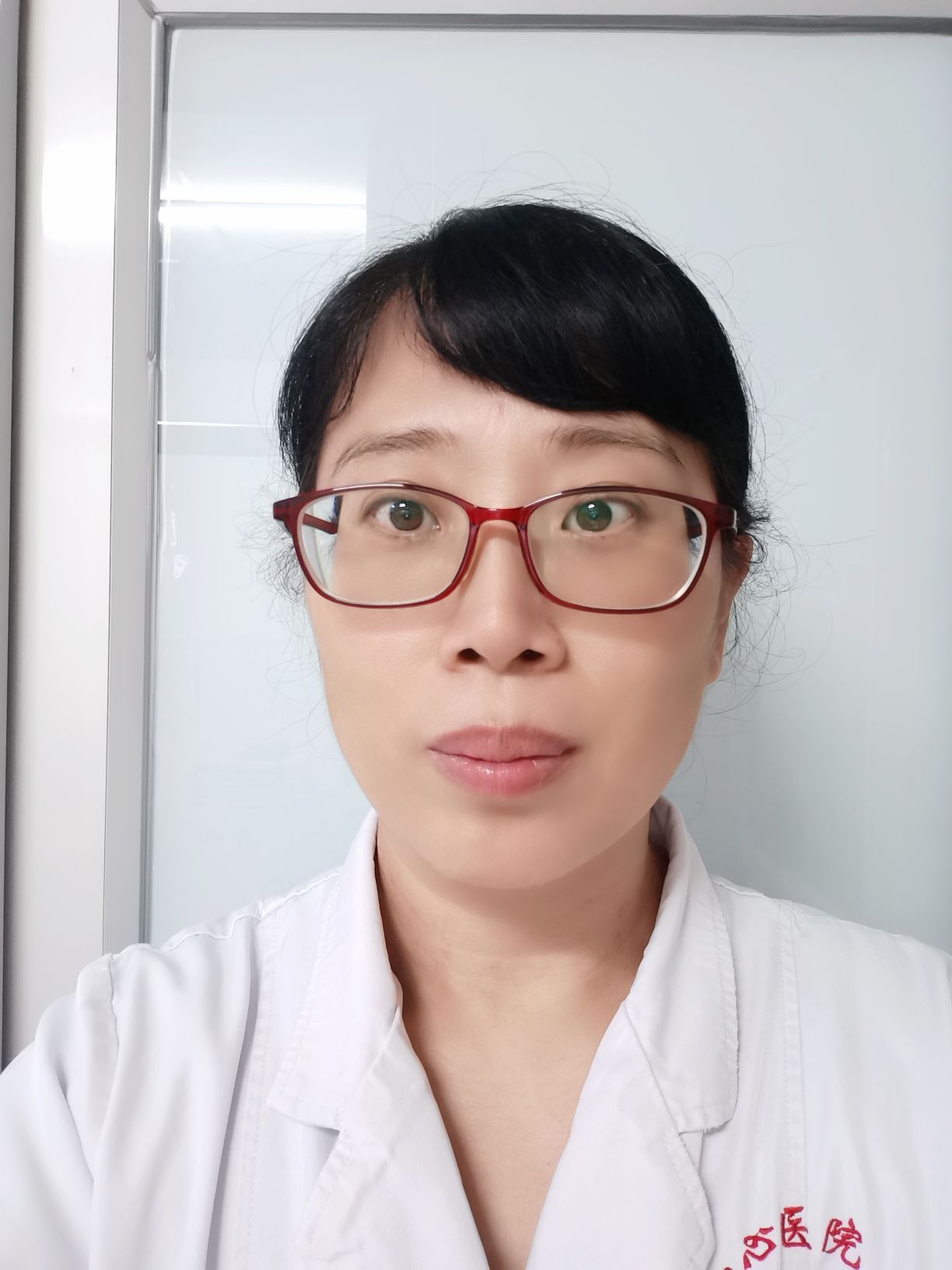 马丽双头像