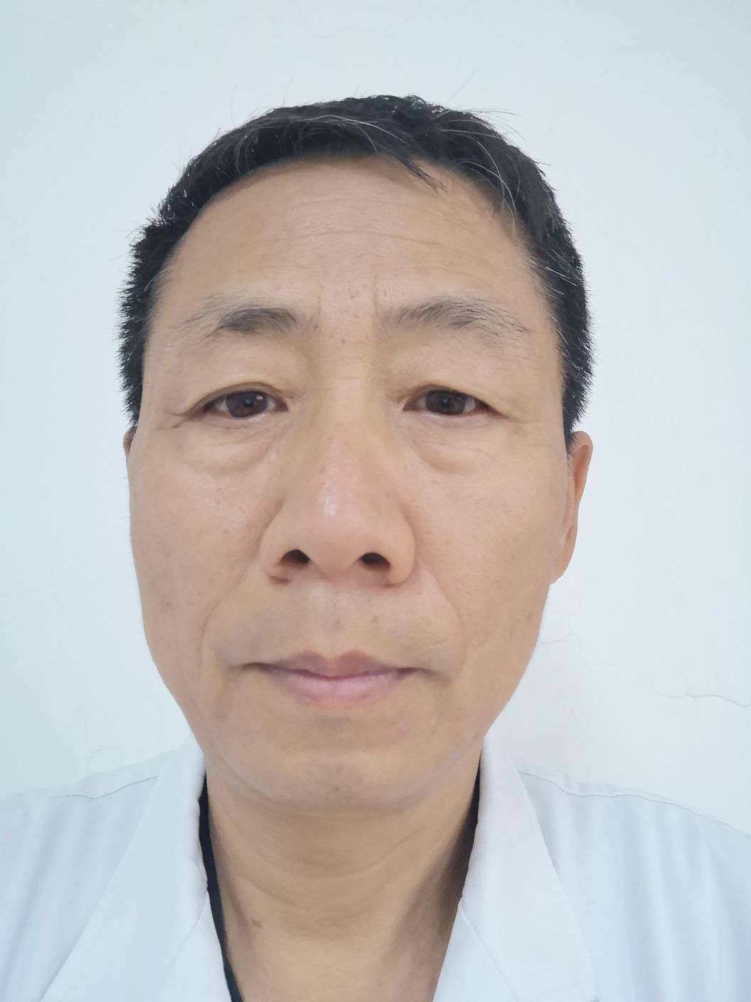吴晓伟头像