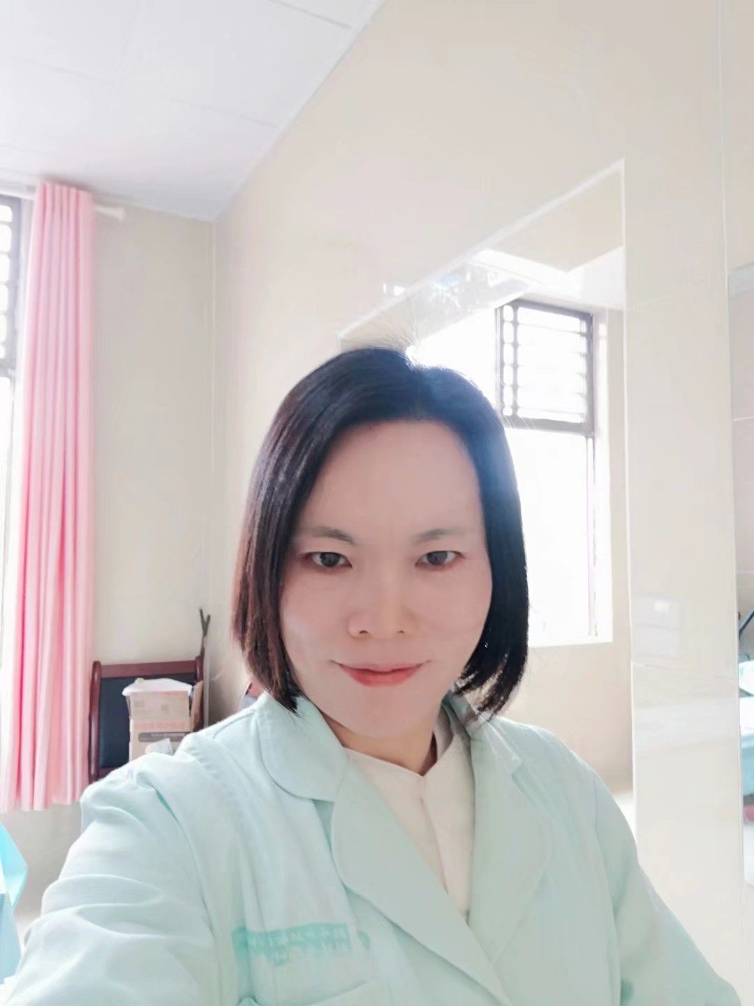 石玉香头像