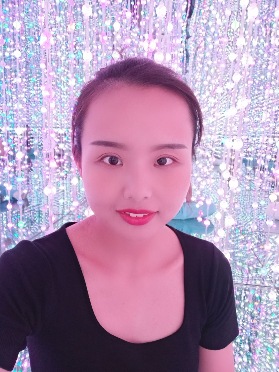 杨静头像