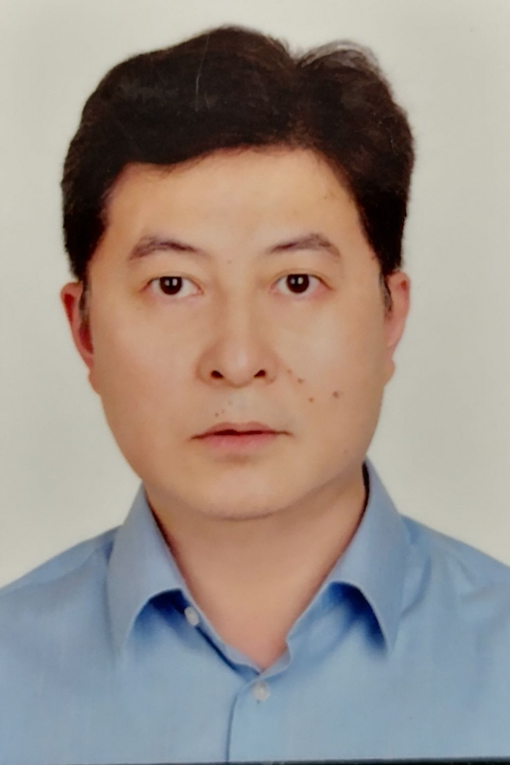 谢心军头像