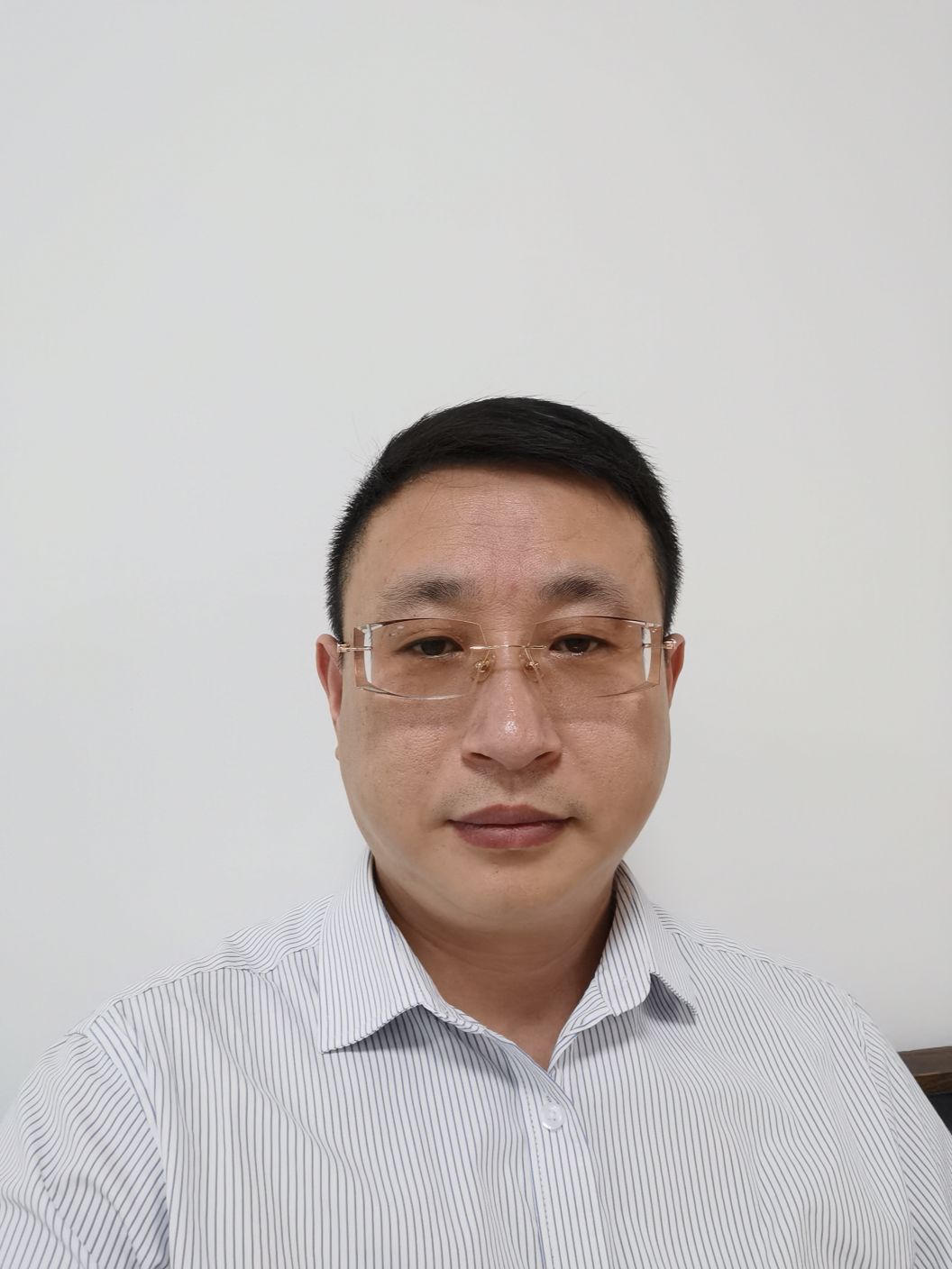 宋吉林头像