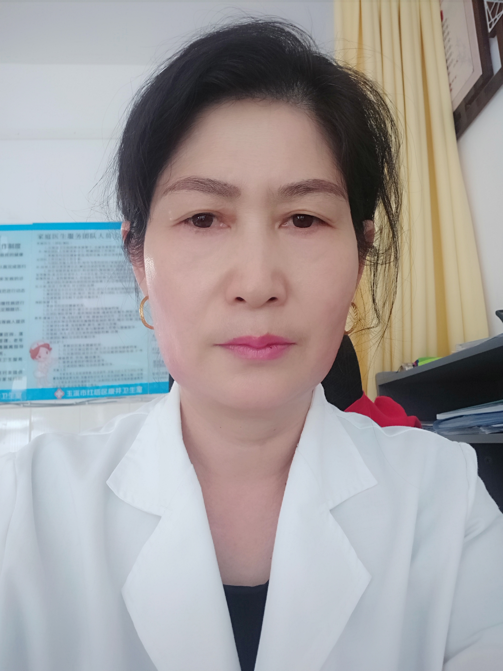 陈红玲头像