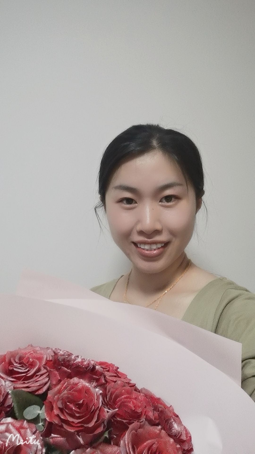王蕾头像