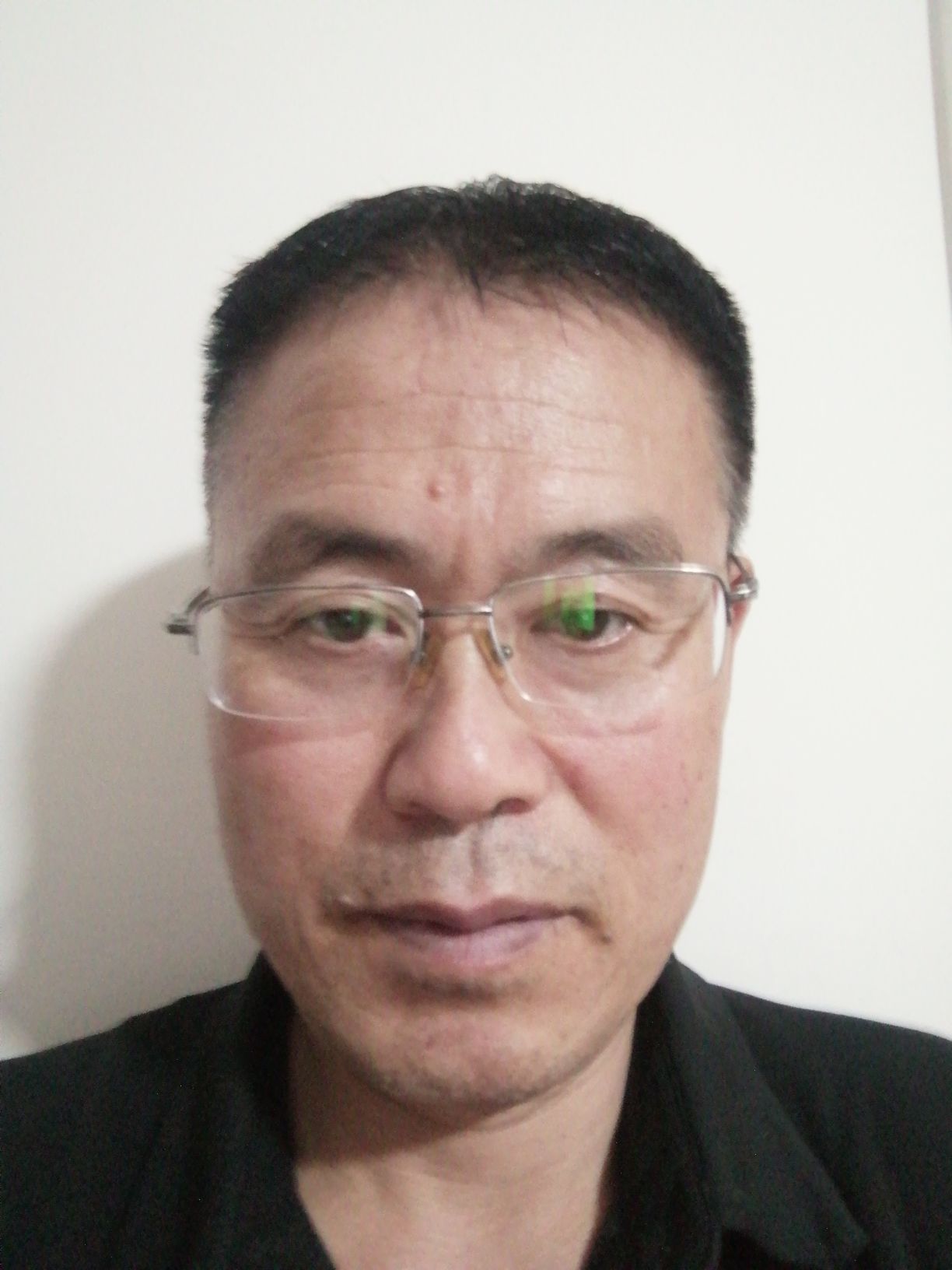 韩优德头像