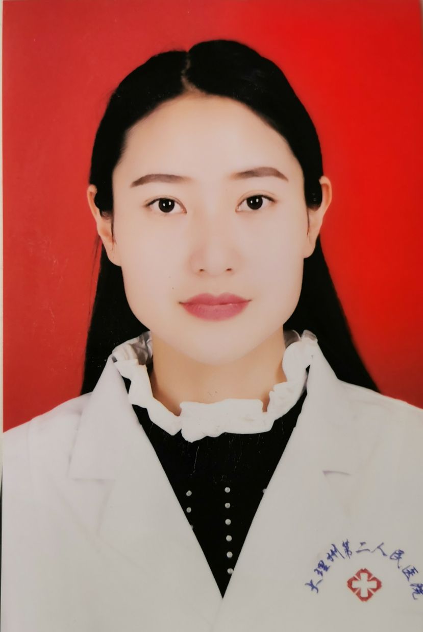 李梓嫣头像