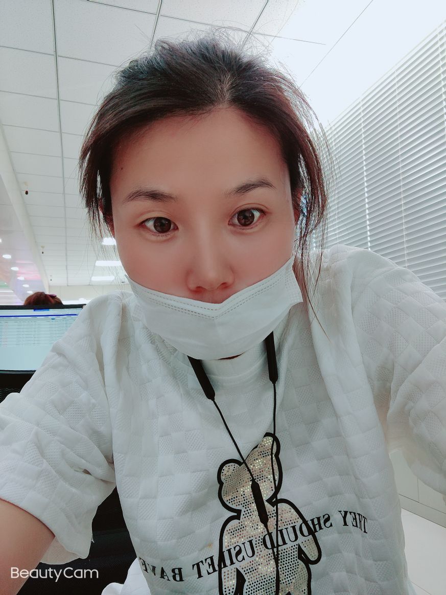 李芬芬头像