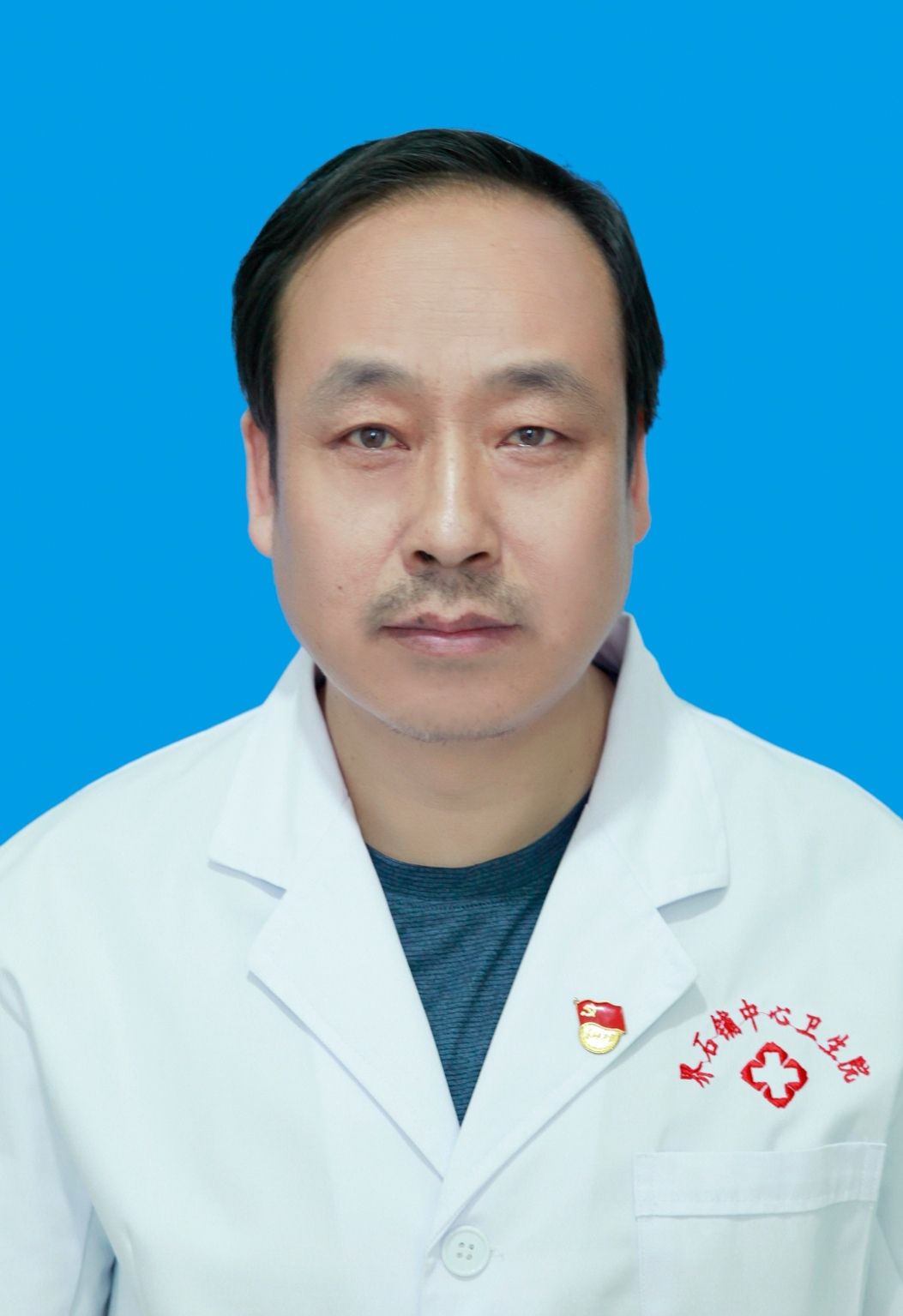 祁志勇头像