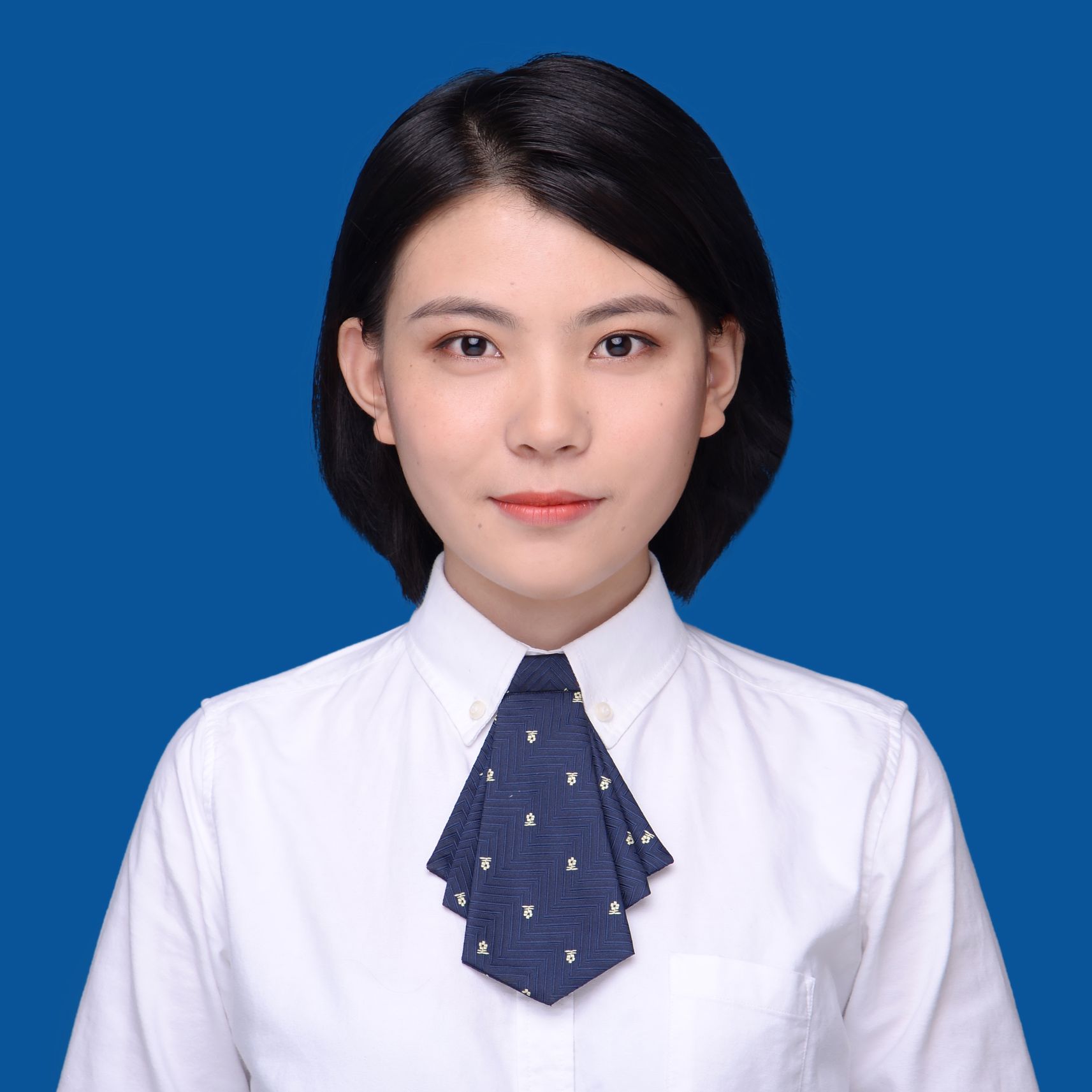 李滢滢头像